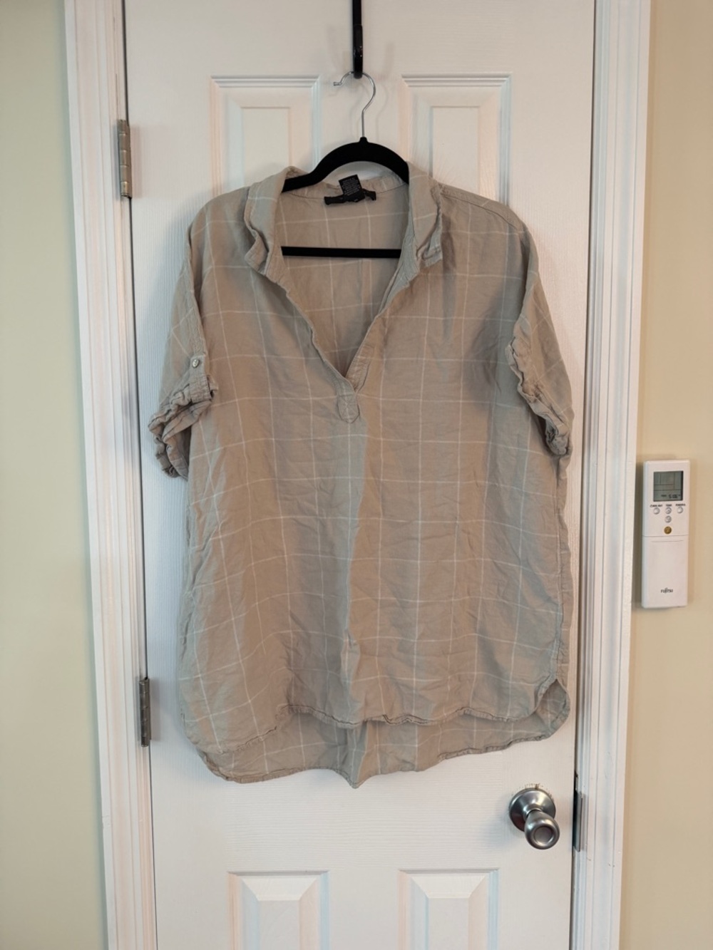 Tahari Taupe Windowpane Linen-Blend Tunic